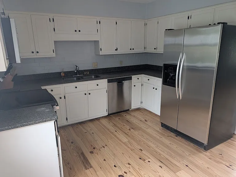 22 Royal Oak Dr — Photo 5