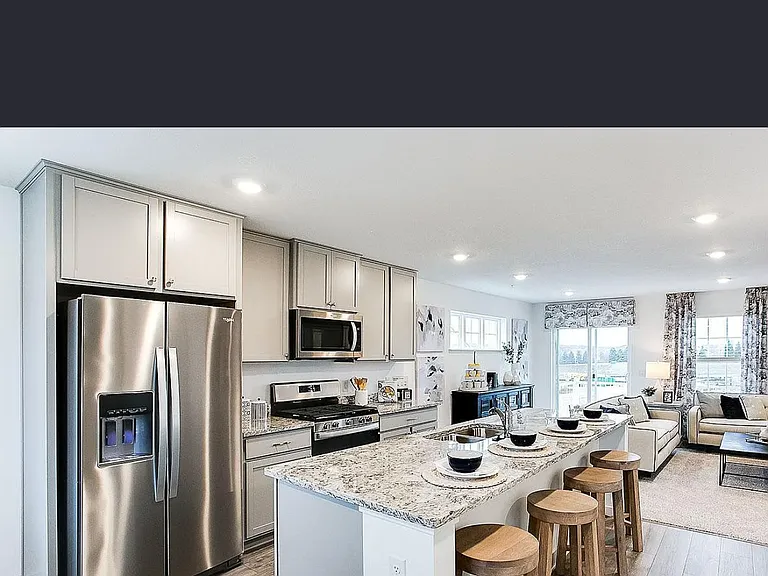 12549 Guadalcanal Cir NE — Photo 1