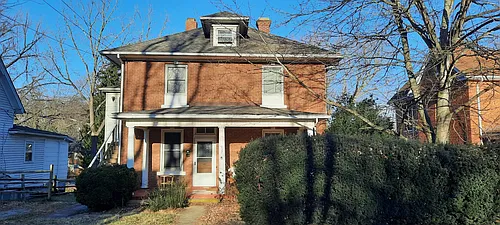 602 Progress St NE #2 Photo 1