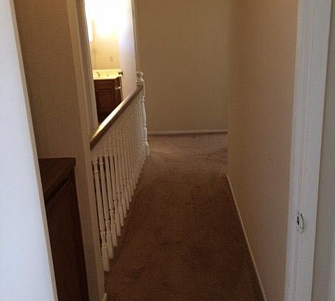 3rd image of 28804 Shadyview Dr