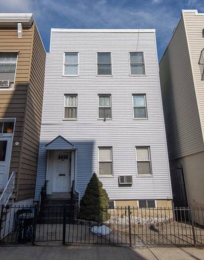 209 Kent St, Brooklyn, NY 11222 | Zillow