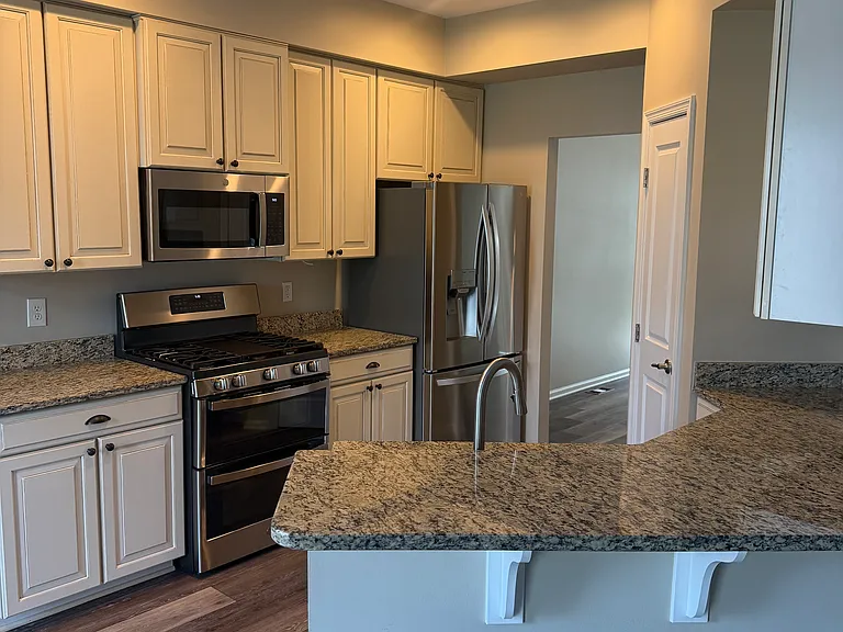 3535 Neville Way — Photo 24