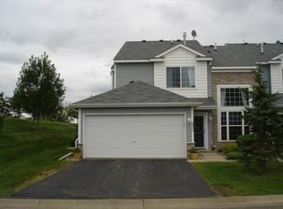 2837 Coach Ct, Chanhassen, MN 55317