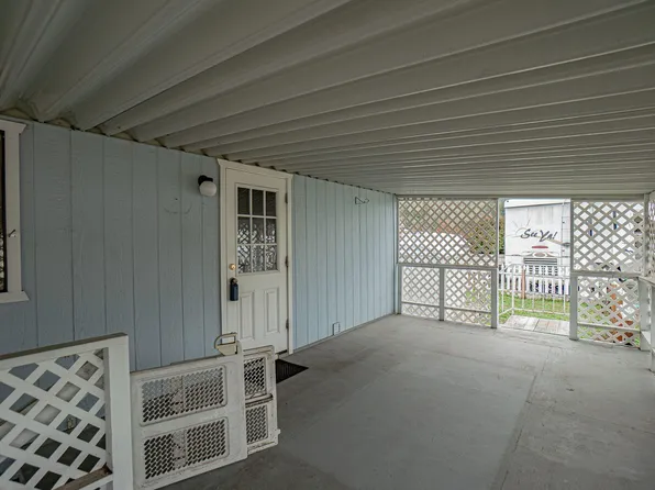 2019 Rogue River Hwy Unit 10, Gold Hill, OR 97525