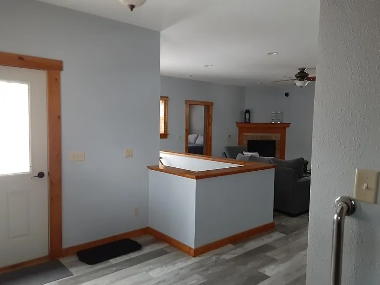 715 W Blodgett St — Photo 5