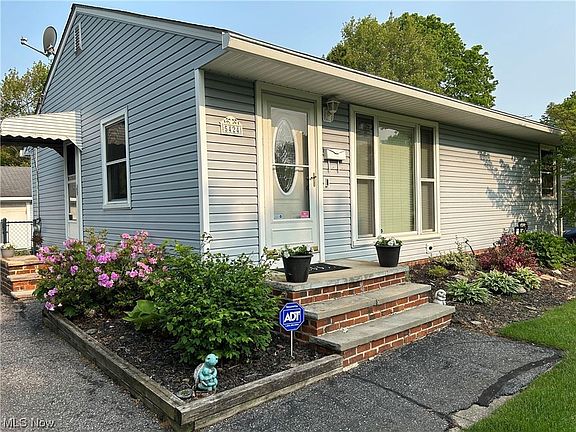 2nd image of 5424 Harmony Ln