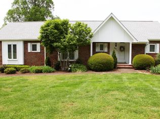 607 Valley Bridge Rd, Chattanooga, TN 37415