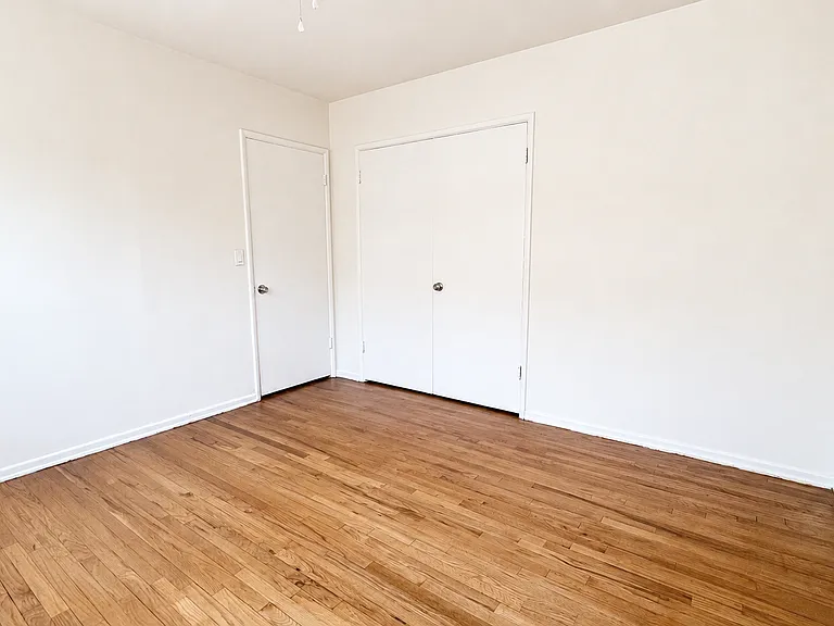 15234 Rayen St #A — Photo 17
