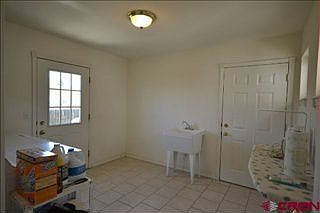 5th image of 581 Knolls Cir