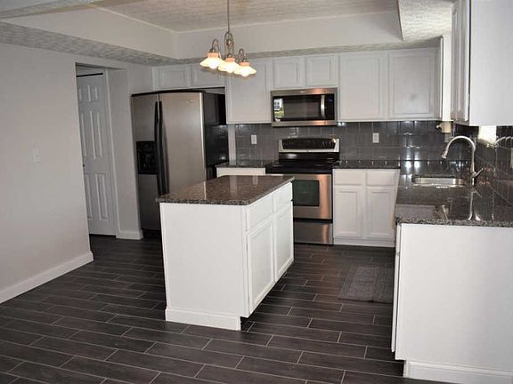 4th image of 4729 Longridge Ct