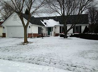 3800 Wheatlands Rd, Sylvania, OH 43560