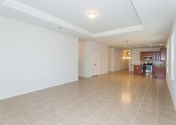 3rd image of 372 Nectar Dr