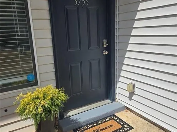 3755 Mulkey Cir SW, Marietta, GA 30008