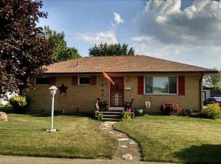 1327 Student Ave, Springfield, OH 45503