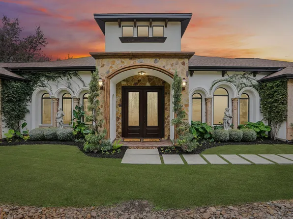 5005 McIntyre Cir, Austin, TX 78734