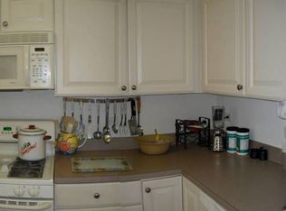 13571 Nealy Rd, Huntley, IL 60142