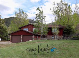 6919 Ridgecrest Dr, Casper, WY 82601