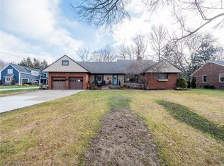 1801 Horseshoe Blvd, Westlake, OH