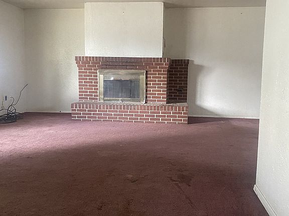 2nd image of 3180 River Park Dr