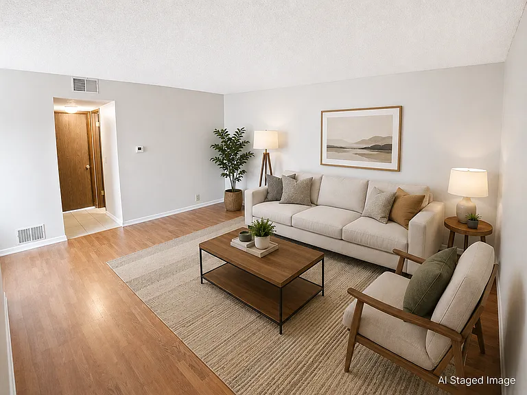 713 Dondee Dr — Photo 5
