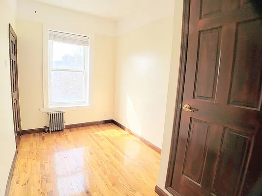 Rented by Highline Residential | media 29