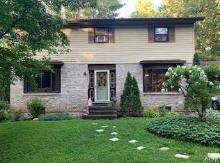 178 Long Woods Dr, Saylorsburg, PA 18353