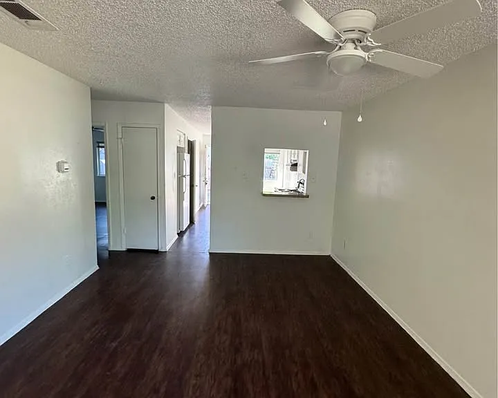 10404 Little Pebble Dr #B — Photo 7