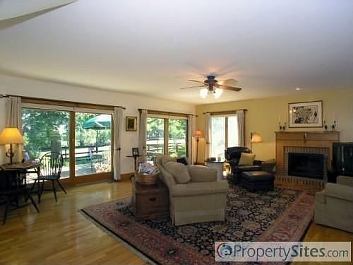 4th image of 11464 Bailey Dr NE