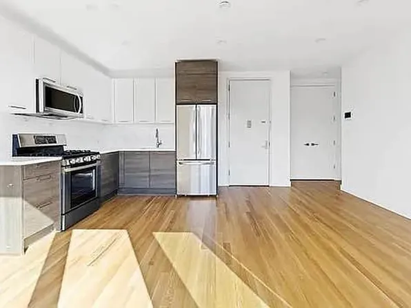 625 East 18th Street image 1 of 16