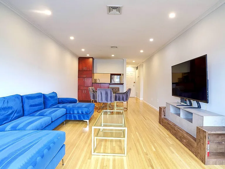 1001 Clinton St #5B — Photo 7