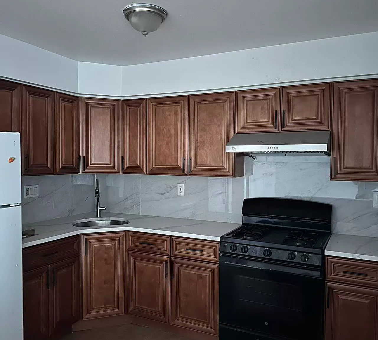2 bed, $1,400 — Photo 2