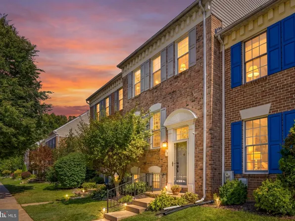 37 Snowberry Ct, Cockeysville, MD 21030