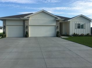 12925 Eagle Cir, Omaha, NE 68142