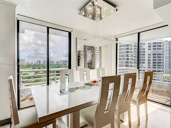4th image of 3300 NE 192nd St APT 1612