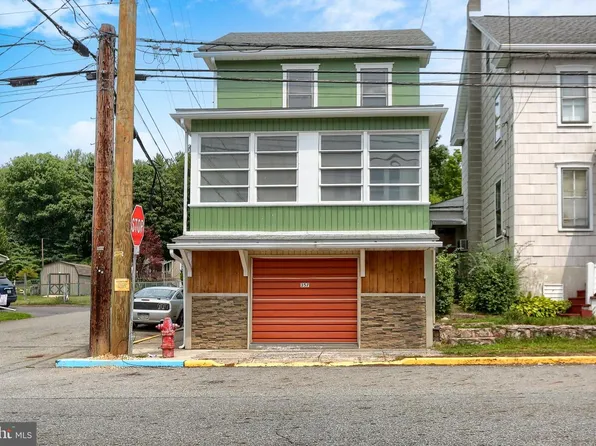 357 W Broad St, Williamstown, PA 17098