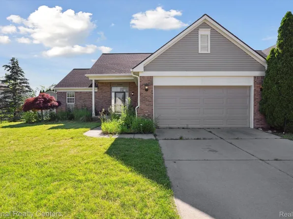 7389 Red Bird Dr, Ypsilanti, MI 48197