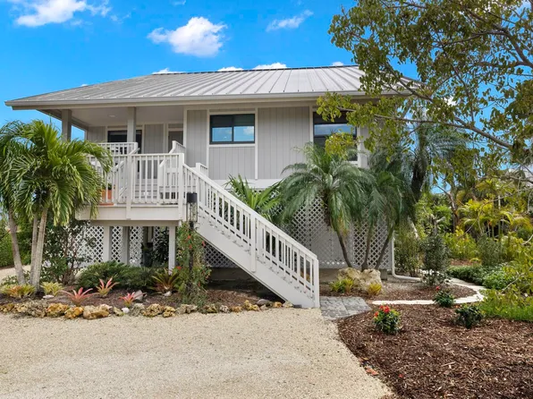 4279 Gulf Pines Dr, Sanibel, FL 33957