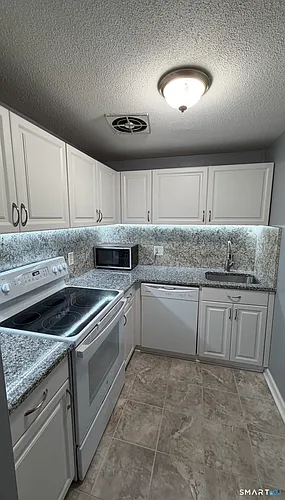 57 Burgundy Hill Ln Photo 1