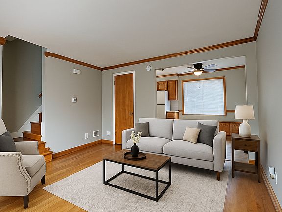 2nd image of 1053-1059 Wilmington Ave #16