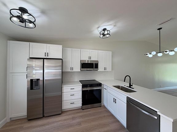 4th image of 18720 Schooner Drive