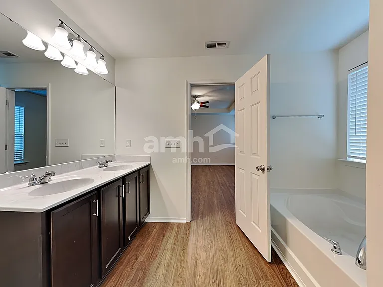 4940 Sweet Shade Trl — Photo 10