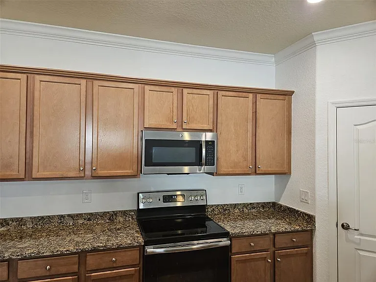 12324 Canavese Ln — Photo 11