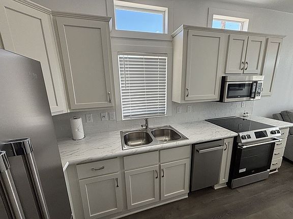 2nd image of 303 N Lindsay Rd #S-007