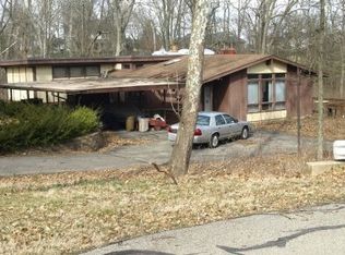 1096 Woodland Dr, Xenia, OH