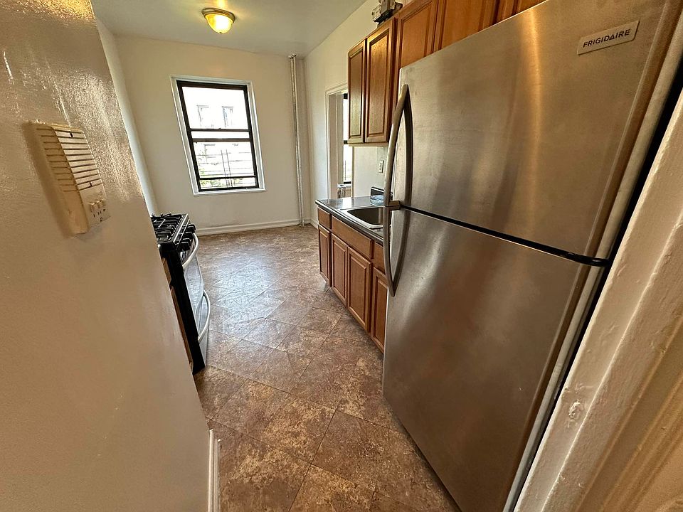 1st image of 1200 College Ave #2K