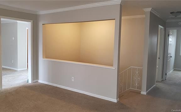 3rd image of 2408 Rhyneland St