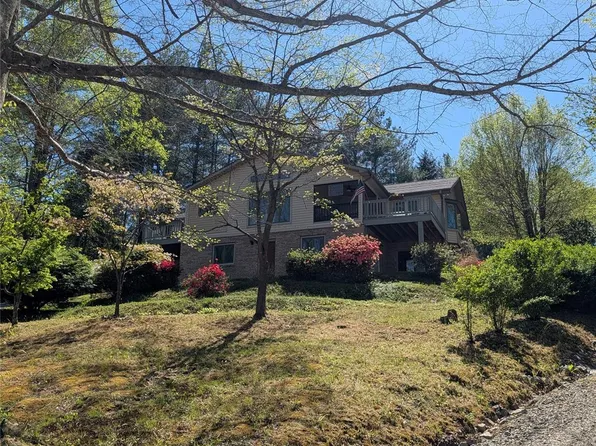 431 Pleasant Grove Rd, Hendersonville, NC 28739