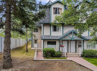 200 Glacier Dr #9, Canmore, AB T1W1K6