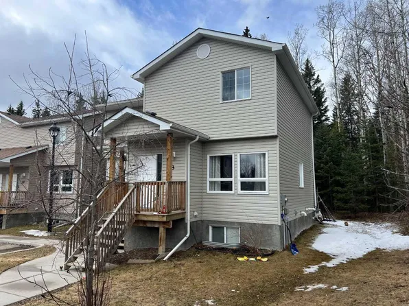 624 41st St #8, Edson, AB T7E 1A4