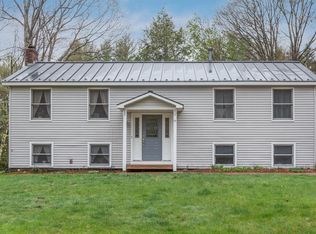 74 Anns Dr, Weare, NH 03281